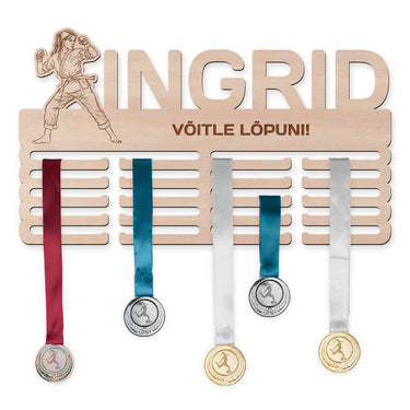 Medalite hoidja - Karate, naine 