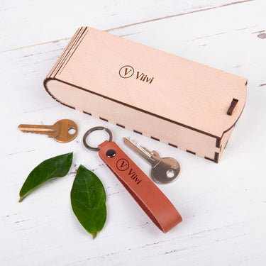 Nahast võtmehoidja HOORAY, helepruun 